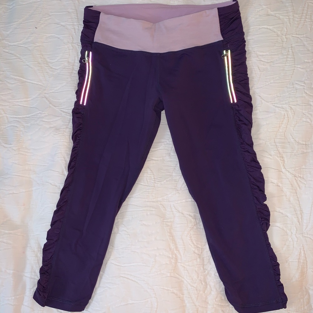 Lululemon Cropped Ruched Workout Pants Size 8